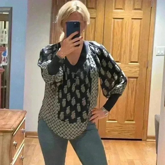 Joie Silk Black and White Blouse Size Small - Picture 9 of 11